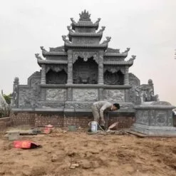 Mẫu Lăng thờ đá đẹp, chuẩn phong thủy - LTD031