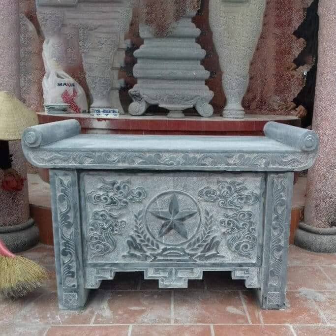 Mẫu Bàn lễ đá đẹp - BL004