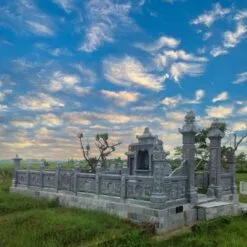 Khu lăng mộ đá mỹ nghệ đẹp, trang nghiêm, chuẩn phong thủy - KLM027