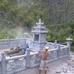 Khu lăng mộ đá đẹp, gần gũi, trang nghiêm,chuẩn phong thủy - KLM032
