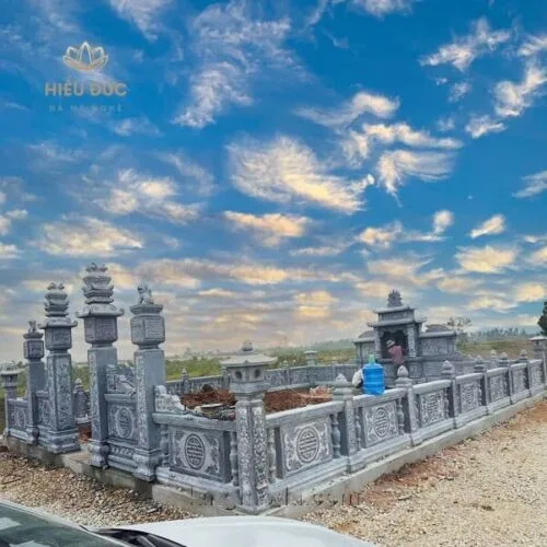 Khu lăng mộ đá mỹ nghệ đẹp ấn tượng KLM033