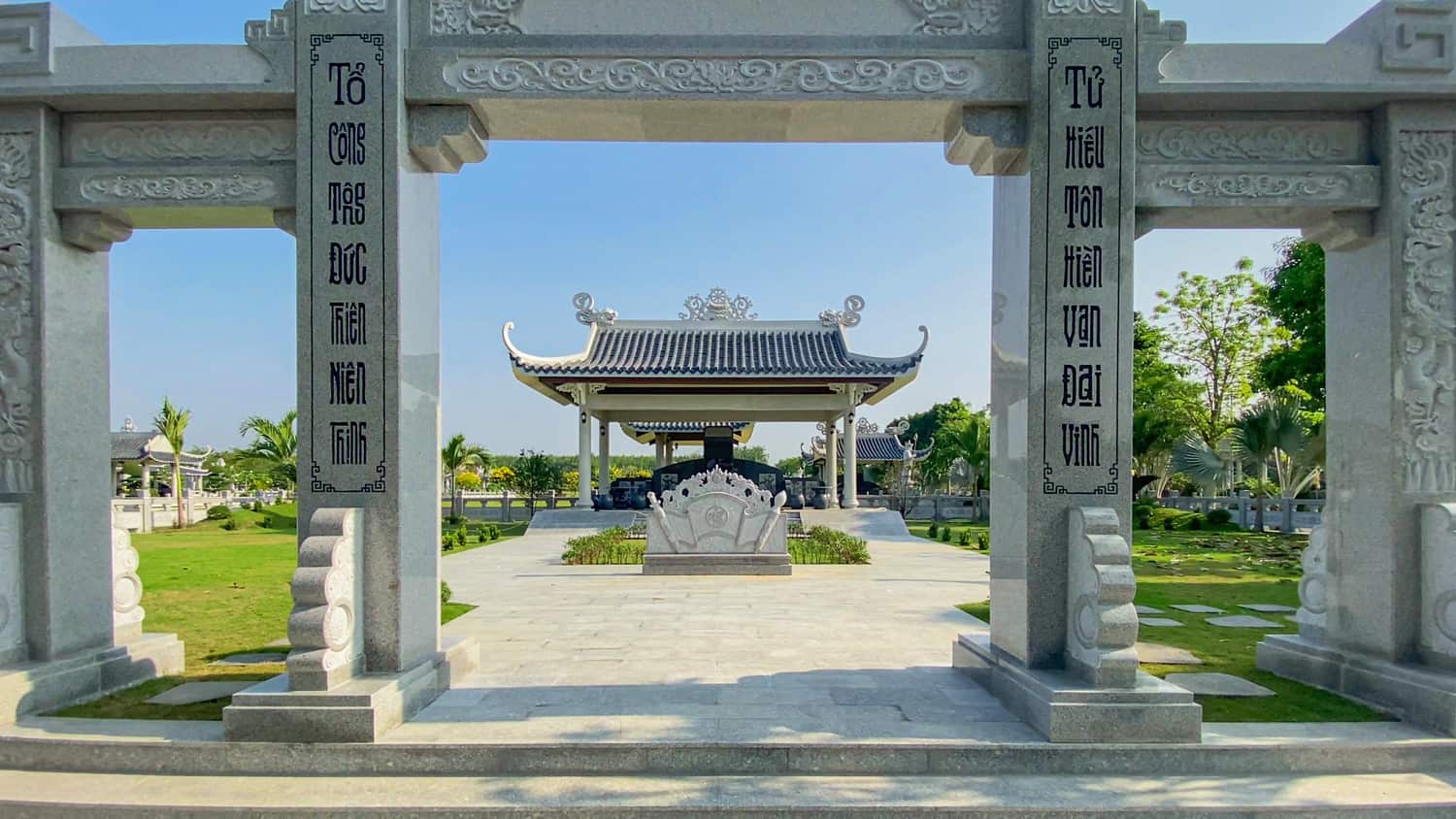 Khu lăng mộ gia đình cần chú ý những gì khi xây dựng số 3 khu-lang-mo-gia-dinh-can-chu-y-nhung-gi-khi-xay-dung-so-3