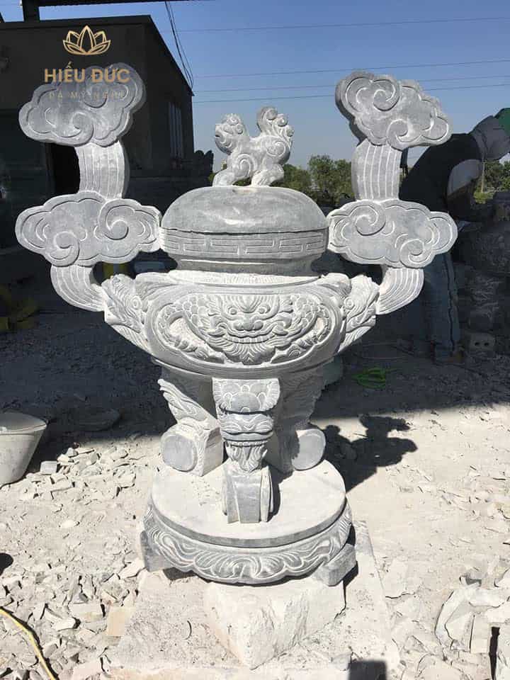 Lăng mộ đá đẹp đẳng cấp chuẩn phong thủy - Thiết kế thi công trọn gói hình 12 lang-mo-da-dep-dang-cap-chuan-phong-thuy-thiet-ke-thi-cong-tron-goi-hinh-12.jpg