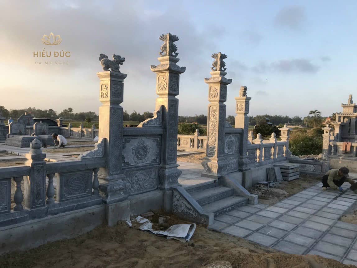 Lăng mộ đá đẹp đẳng cấp chuẩn phong thủy - Thiết kế thi công trọn gói hình 2 lang-mo-da-dep-dang-cap-chuan-phong-thuy-thiet-ke-thi-cong-tron-goi-hinh-2.jpg