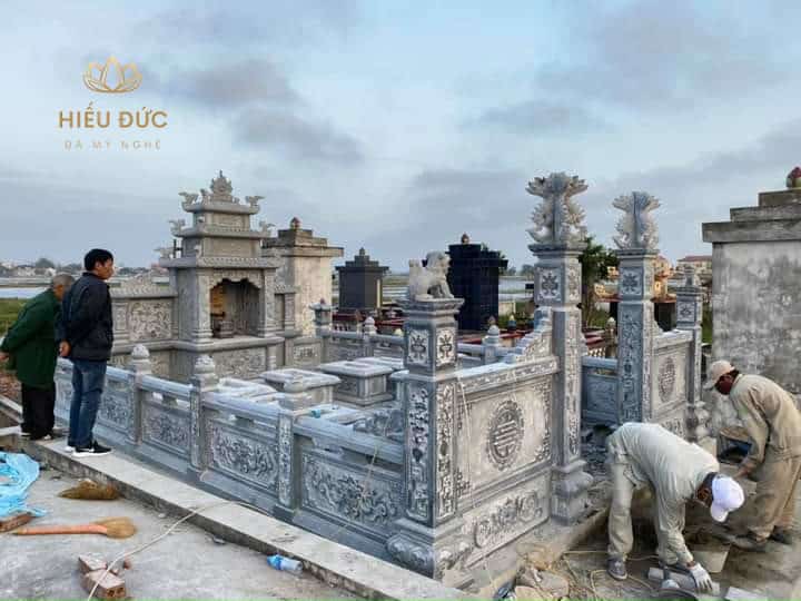 Lăng mộ đá đẹp đẳng cấp chuẩn phong thủy - Thiết kế thi công trọn gói hình 3 lang-mo-da-dep-dang-cap-chuan-phong-thuy-thiet-ke-thi-cong-tron-goi-hinh-3.jpg