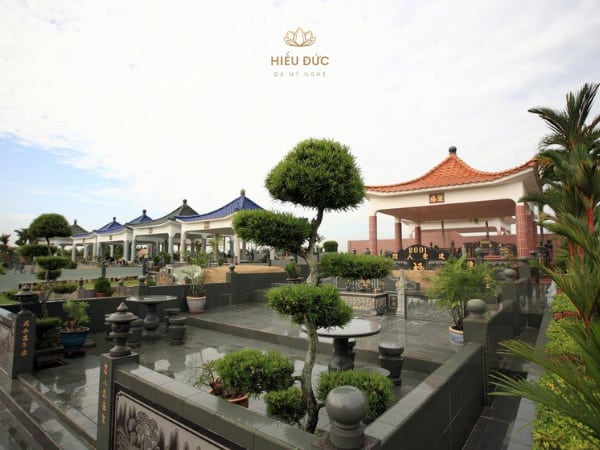 khu lang mo da dep nhat viet nam so 2