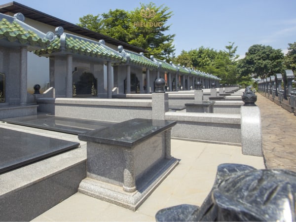 lăng mộ ốp đá số 6 lang-mo-op-da-so-6.jpg