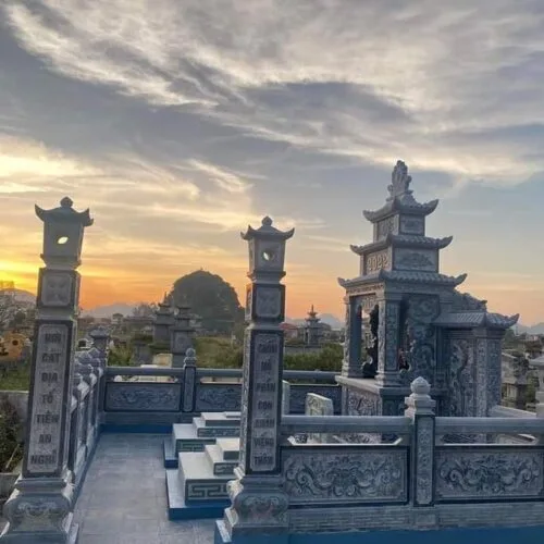 Khu lăng mộ đá xanh KLM053