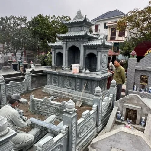 Khu lăng mộ đá xanh KLM054